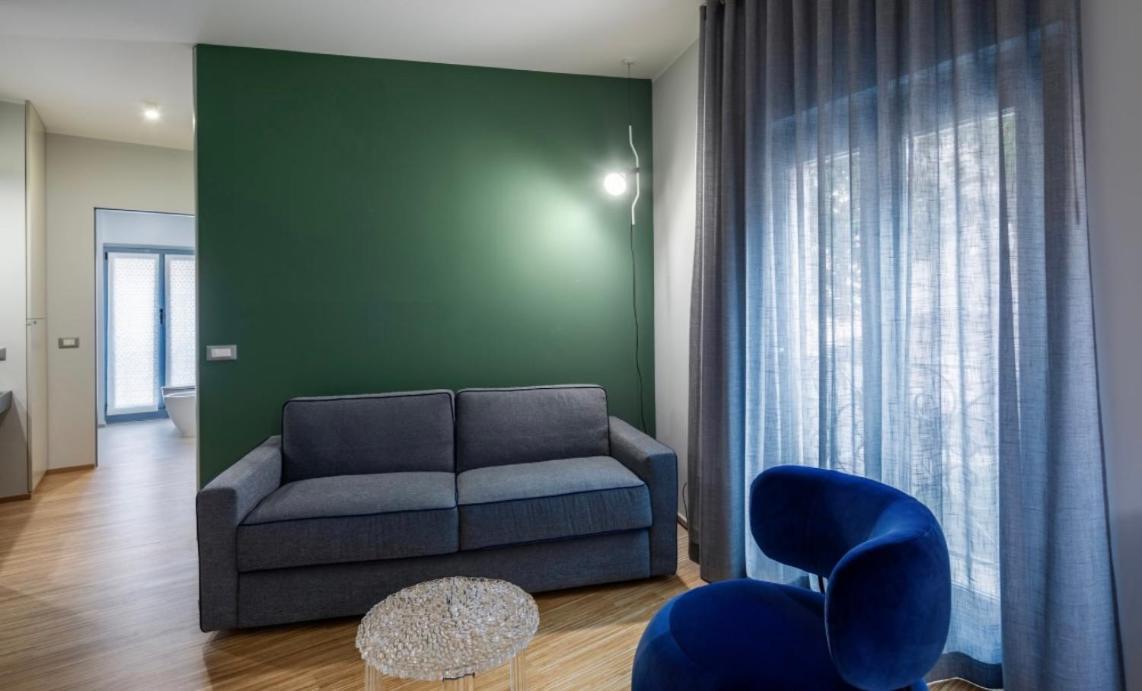 30Cavour Luxury Suites パヴィーア エクステリア 写真